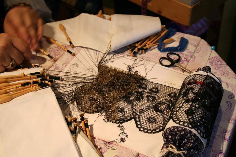 lace making