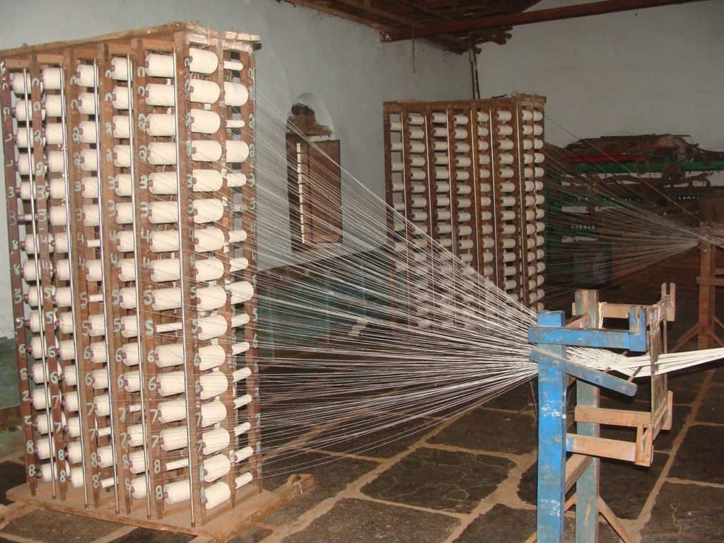 spinning textile craft